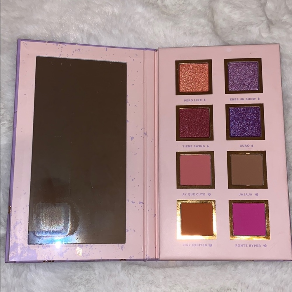 Spanglish Eyeshadow Pallet (NEVER USED)
